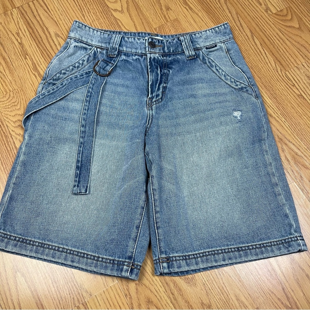Cello Women’s Light Blue Denim Belted Cargo Jorts Shorts